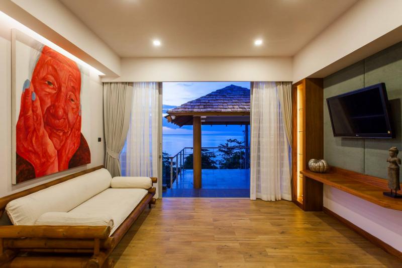 Photo 11 Bedroom full service villa in Surin Beach, Phuket, Thailand 