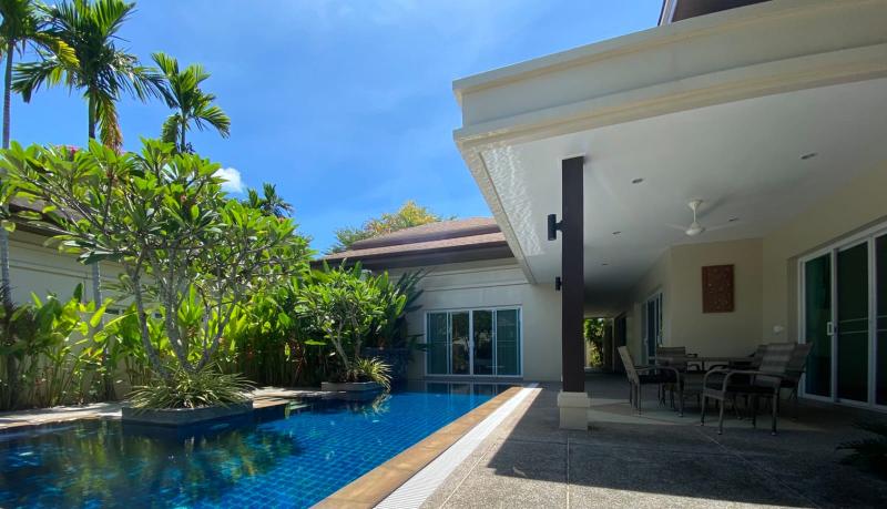 Photo 3 Br villa with pool for sale in Rawai, Phuket