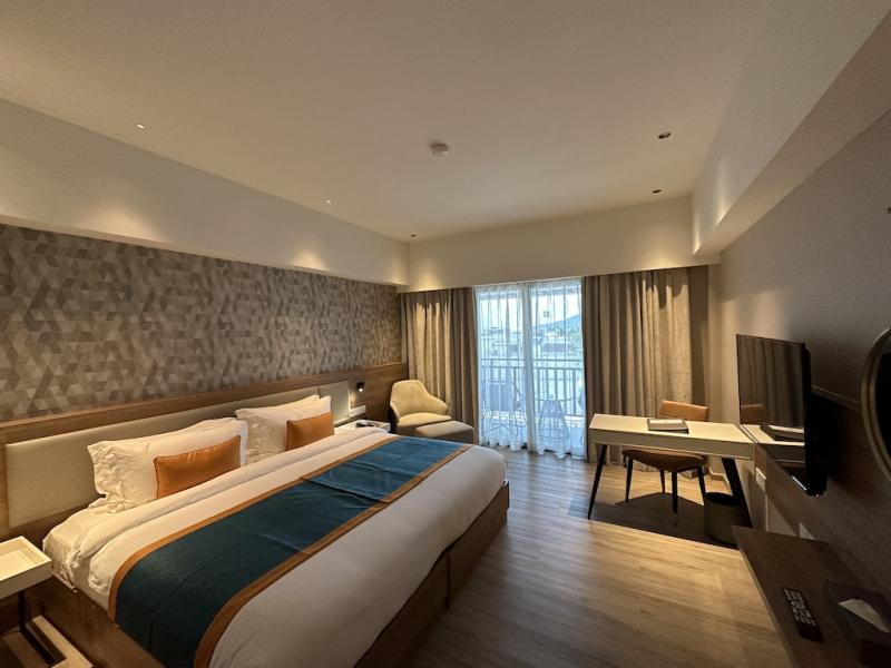 Photo Hotel business in Patong for sale (long term lease)