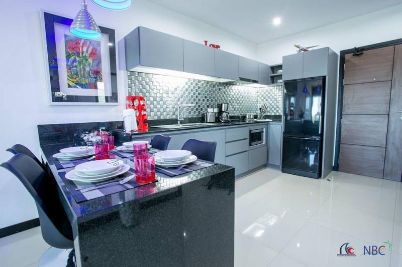 Photo Luxury 2 bedroom apartment for rent in Nai Harn, Phuket, Thailand