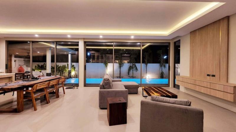 Photo Modern pool villa 4 bedrooms for sale at Land & House Park Chalong.