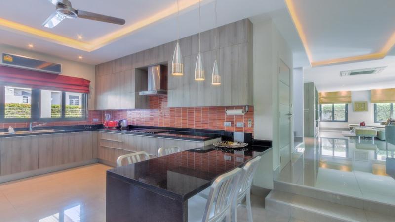 Photo Two-story house 3 bedrooms for sale located in Phuket town.