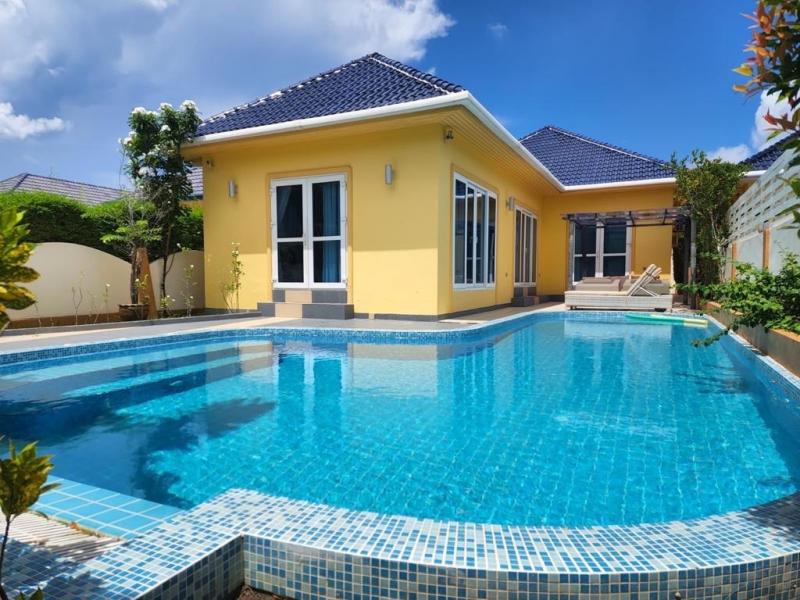 Photo Vente et location d'une villa de 3 chambres avec piscine près de la plage de Rawai