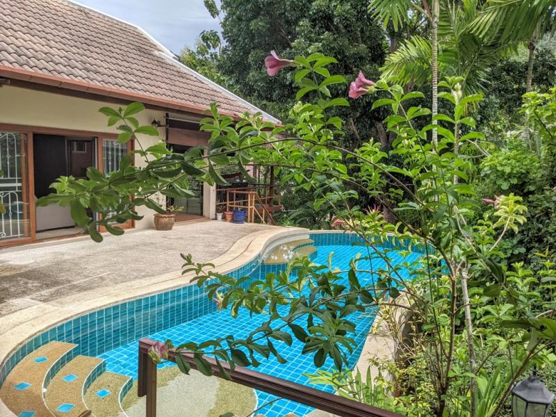 Picture 4 Bedroom Pool Villa setting on a huge plot For Sale In Chalong