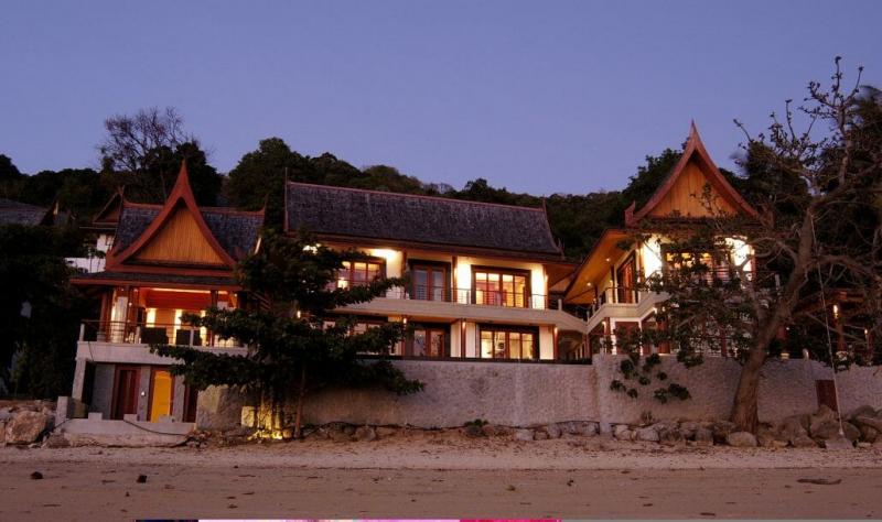 Picture Роскошная вилла с 5 спальнями и бассейном на берегу моря на продажу / в аренду в Пханг Нга