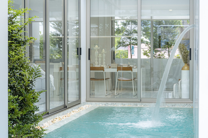图片 带智能家居控制和生态能源系统的全新豪华泳池别墅在拉古纳和城塔莱出售