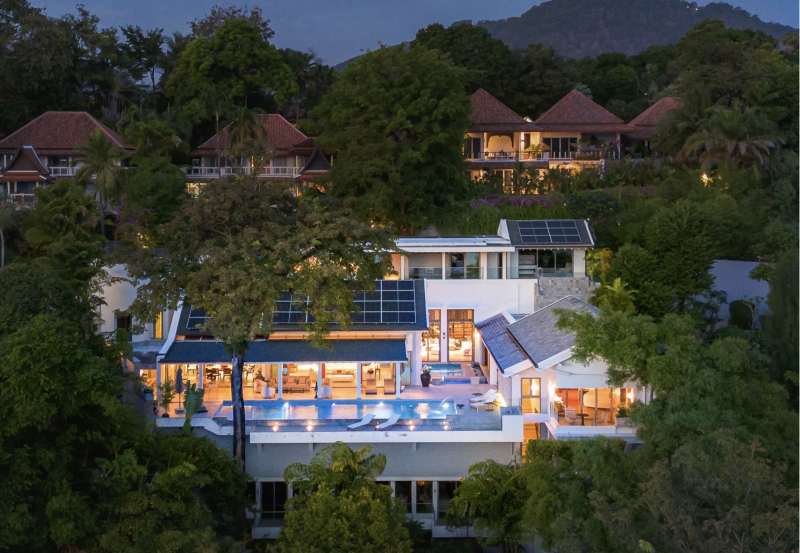 Picture Exclusive 7 Bedroom Villa with amazing view for sale in Katamanda Phuket Estate