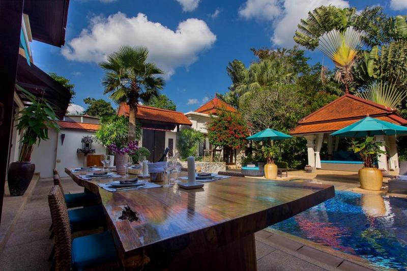 Photo Superbe villa de 4 chambres avec piscine à louer / vendre à Laguna, Phuket