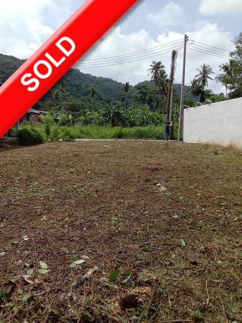 Picture 200 Sqm plot for sale in the center of Rawai