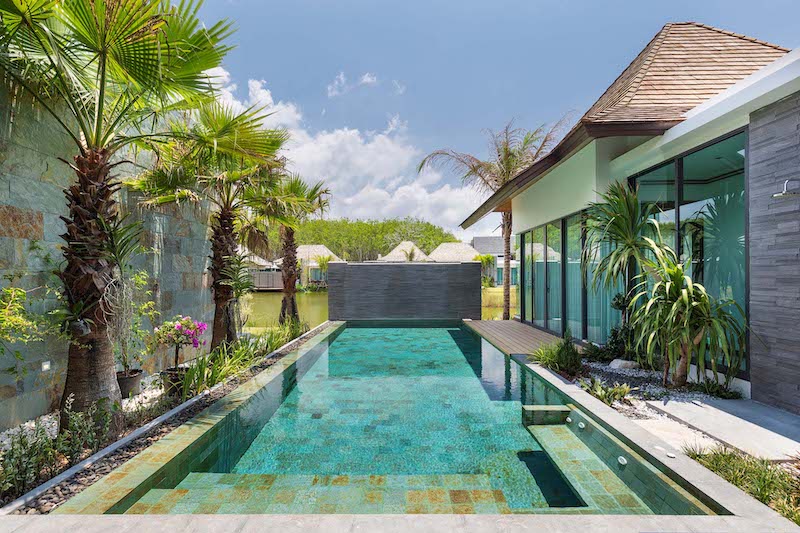  Picture Luxury 4 bedroom pool villa for rent in Cherngtalay  