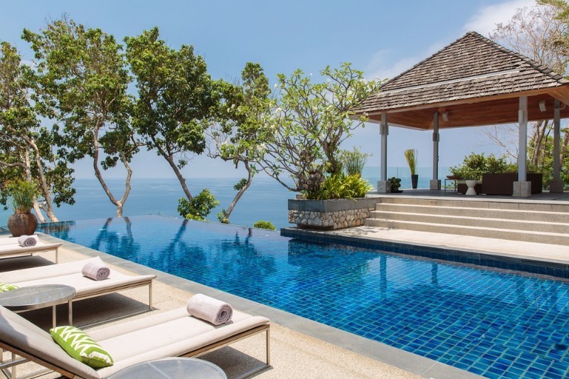 Picture Exclusive oceanfront villa with 6 bedrooms for sale in Kamala, Phuket