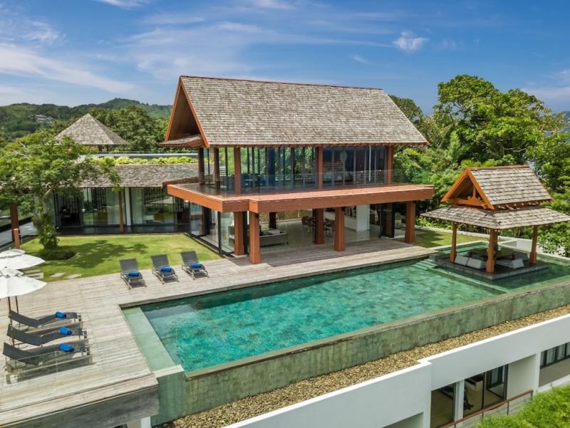 Photo Villa sur un promontoire en front de mer à à vendre à Kamala Phuket