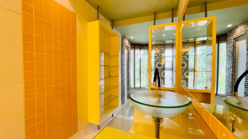 Photo Chalong villa entièrement rénovée de 3 chambres à la location à long terme ou à la vente.