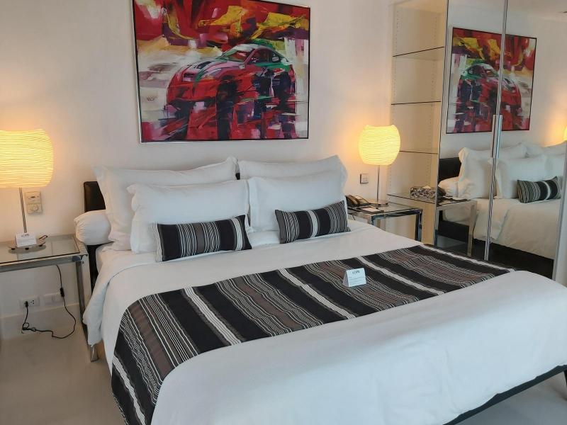 Фото Уникальная квартира Делюкс с 1 спальней на продажу в Патонг Бич, Пхукет