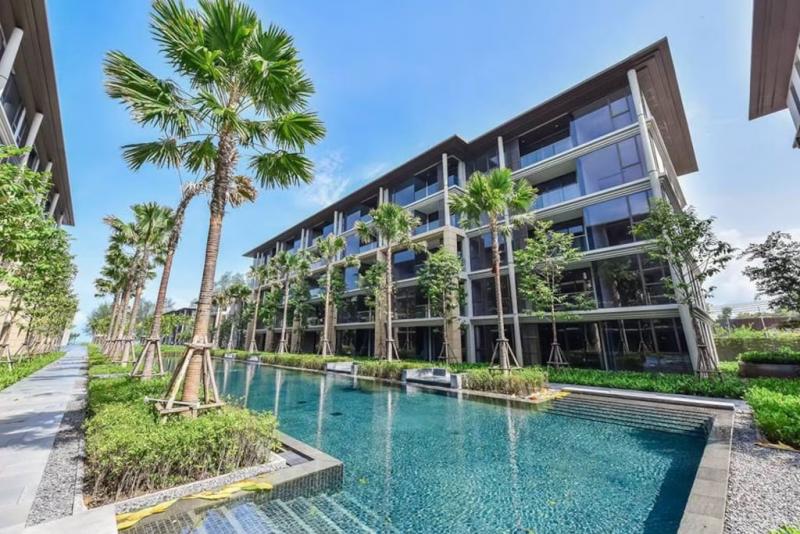 Photo Appartement de luxe avec 2 chambres à coucher en front de mer à vendre à Mai Khao Beach, Phuket
