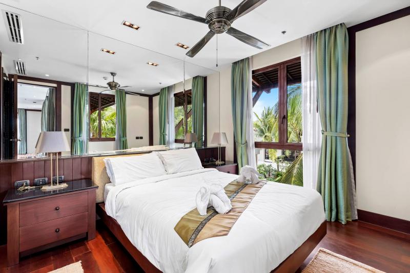 Photo 2 bedroom condo for Sale in The Royal Phuket Marina