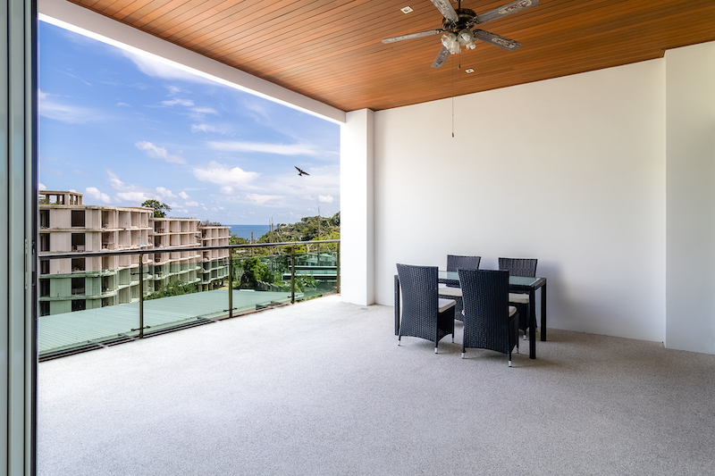 Photo 2 bedroom condo foreign freehold for sale in Kamala 