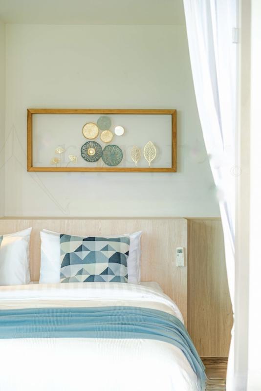 사진 Oceana Kamala에서 판매되는 탁 트인 바다 전망을 갖춘 침실 2개 콘도.