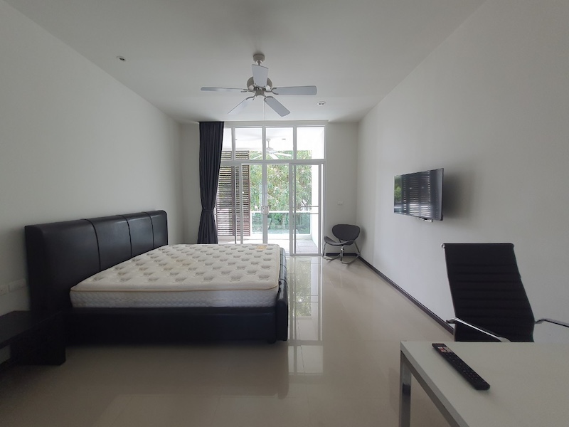 Photo 3 Bed Pool Villa for Sale in Bangtao Beach