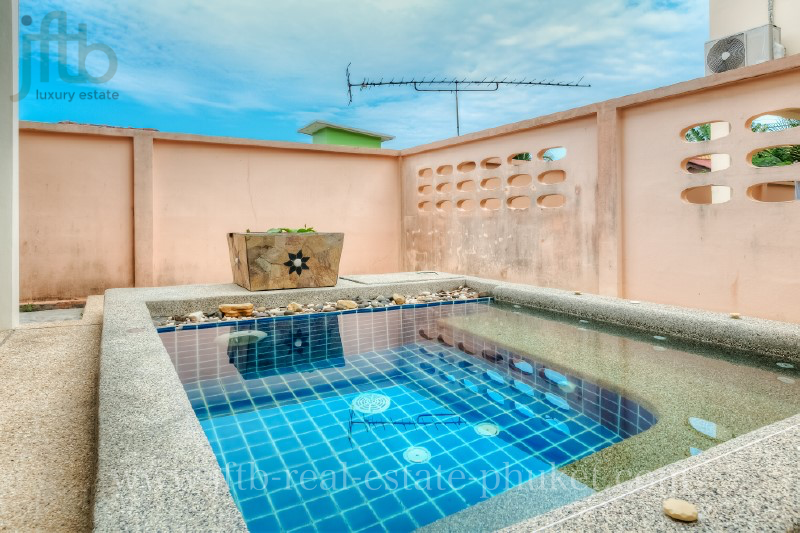 照片 泰国普吉岛卡马拉的 3 卧室泳池别墅