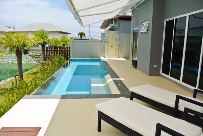 Photo Villa avec piscine de 3 chambres à vendre à Laguna, Phuket, Thaïlande