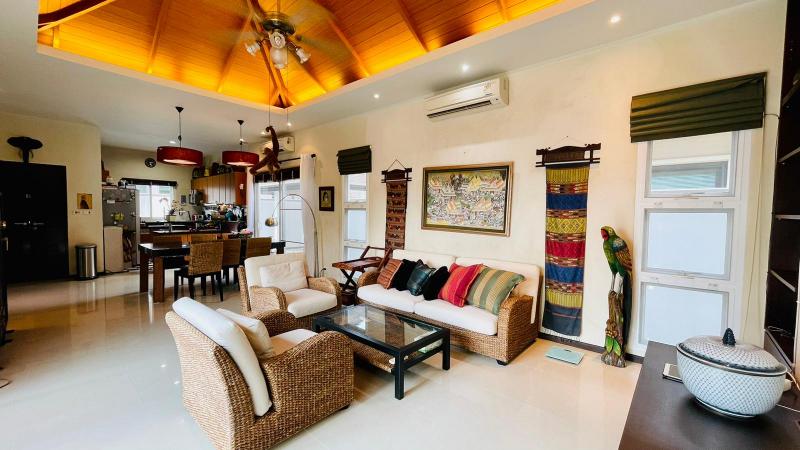 Photo 3 bedroom pool villa for sale in Tara estate in Layan