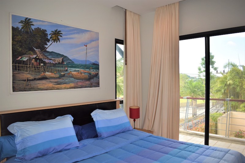 Фото Вилла с 3 спальнями и бассейном в Лох-Палм-Кату