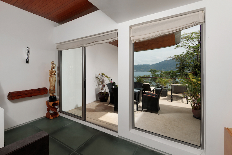 Photo Villa de 3 chambres avec piscine privée et vue sur la mer à vendre à la plage de Patong, Phuket