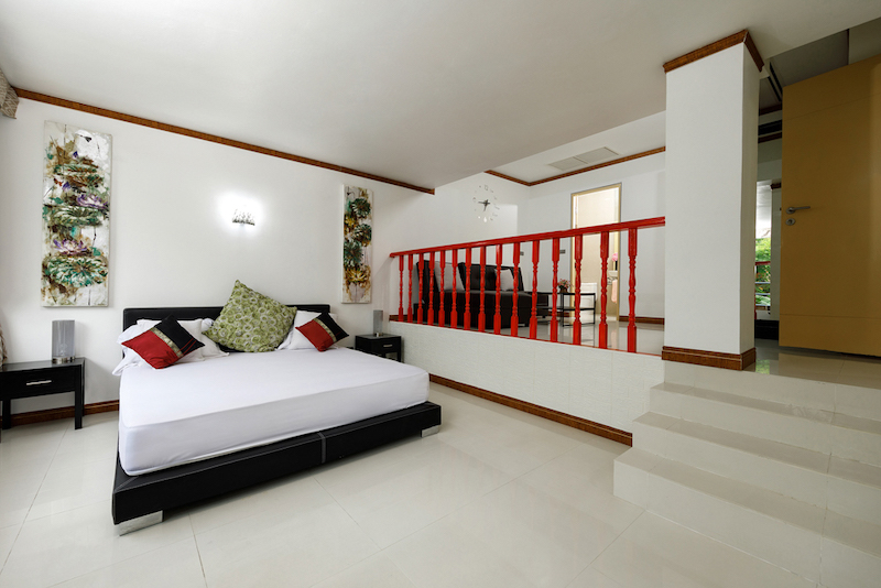 Фото Таунхаус с 3 спальнями и видом на море на продажу в заливе Патонг