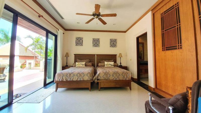 照片 3 卧室泰式巴厘岛风格泳池别墅在奈汉出售