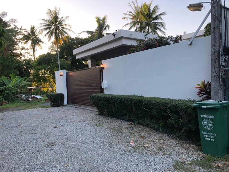 Photo 3 Bedrooms house for sale located in Paklok, Phuket 