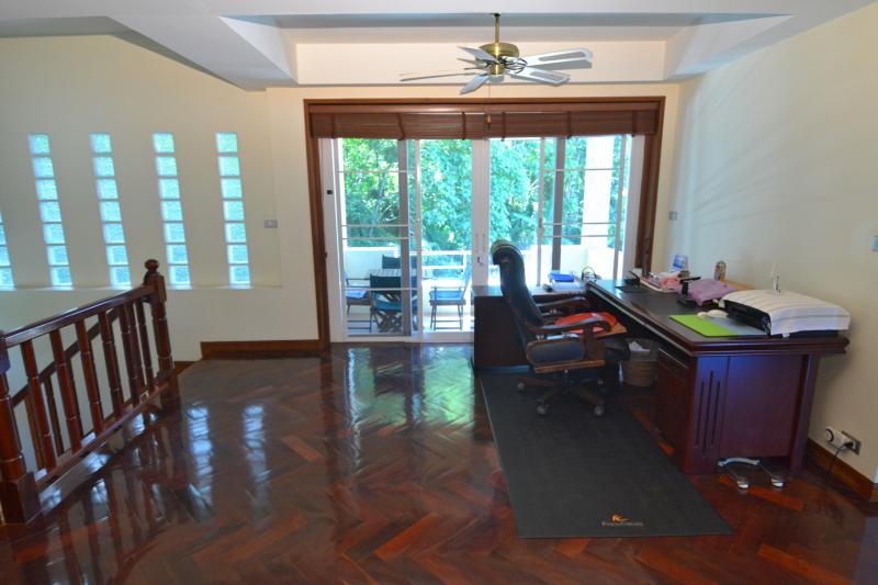 Photo 4 bedroom house for rent or for sale at the Phuket country club of Kathu