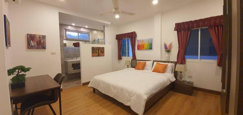 Фото 4-спальная вилла с бассейном в аренду или на продажу в Лох-Палм-Кату, Пхукет
