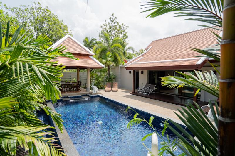 照片 4 卧室私人泳池别墅在 Nai harn Baan Bua 出售