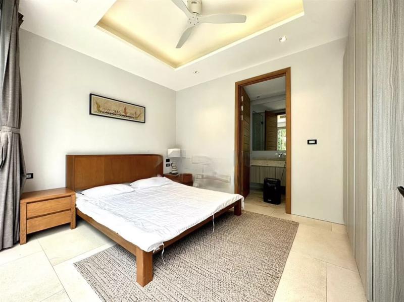 Photo 5 bedroom villa for sale in Botanica Luxury Villa located in Layan