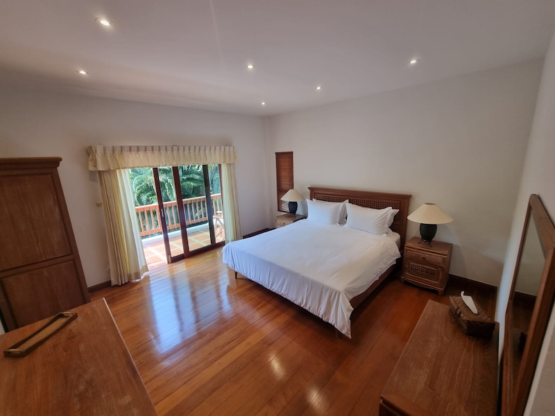 Photo Villa de 5 chambres à vendre à Rawai, Phuket