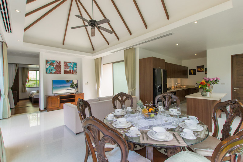 Photo 9 Bedrooms Within a Compound of 3 Pool Villas Resort for Sale near Nai Harn Beach, Phuket