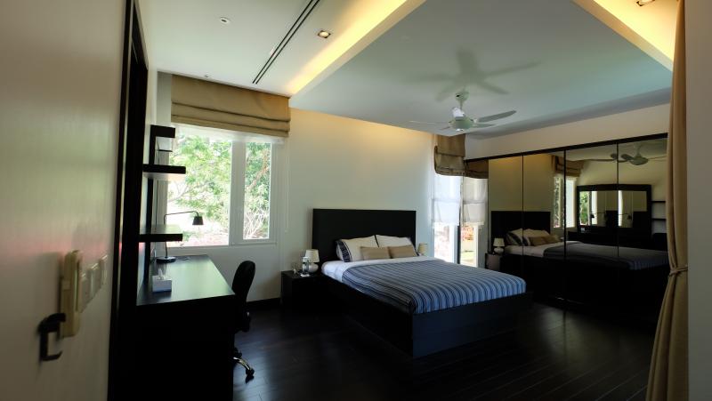 Photo Superbe villa de 4 chambres à vendre dans le clue de golf de Blue Canyon à Phuket