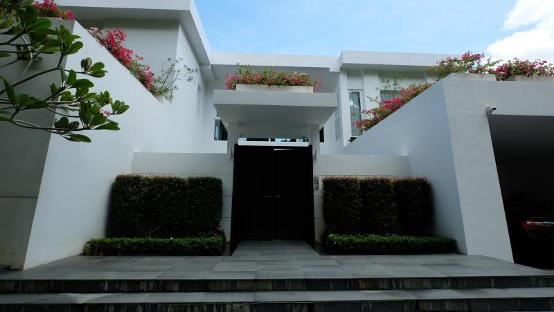 Photo Superbe villa de 4 chambres à vendre dans le clue de golf de Blue Canyon à Phuket