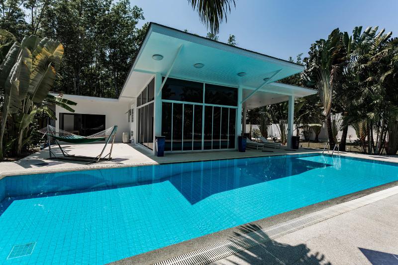 Photo Une villa de Luxe unique à vendre à Ao-Po, Phuket, Thaïlande