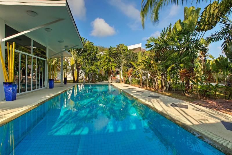 照片 普吉岛奥波出售令人惊叹的 5 卧室泳池别墅