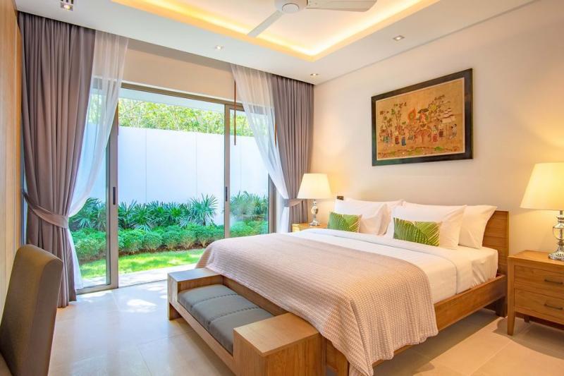 Photo Villa de luxe avec piscine de 3 chambres de qualité supérieure récemment achevée à CherngTalay