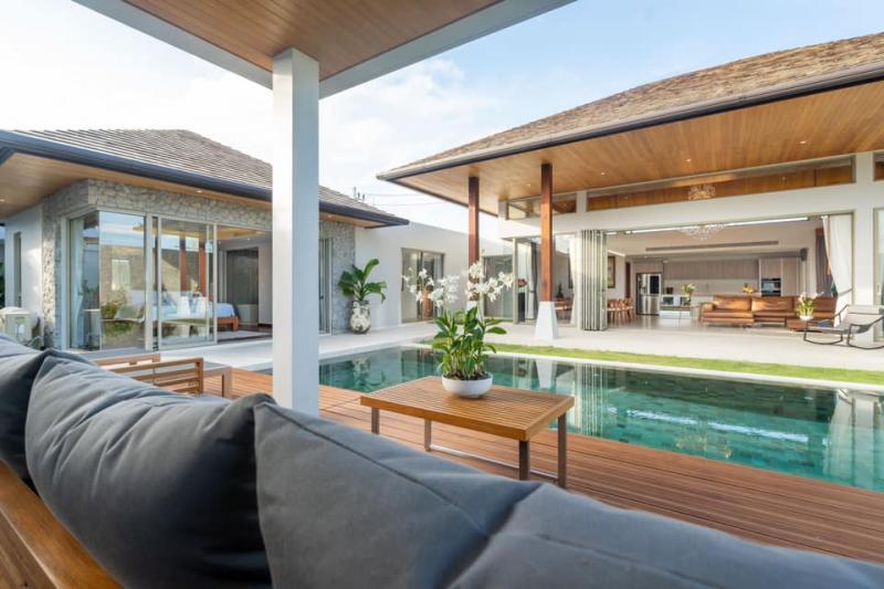 Photo Botanica New luxury Villa Lake Side in Layan