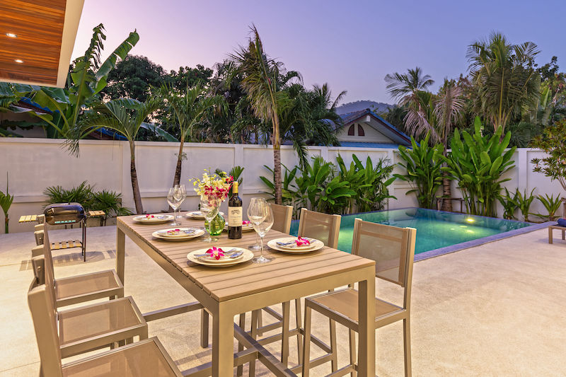 Photo Villa neuve haut de gamme avec piscine à la location longue durée ou à la vente à Rawai