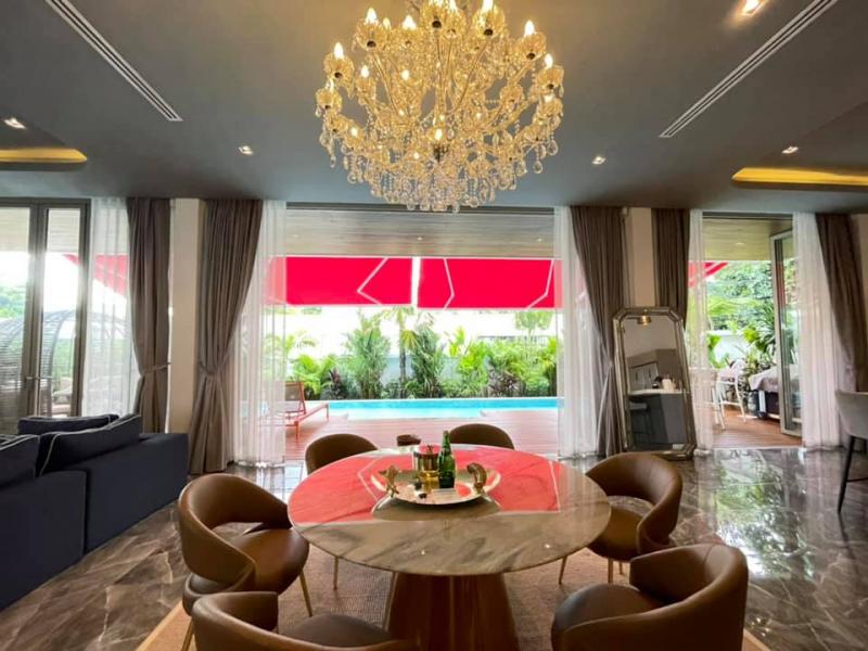 Photo Villa luxueuse neuve avec piscine à louer à long terme ou à vendre à Rawai, Phuket