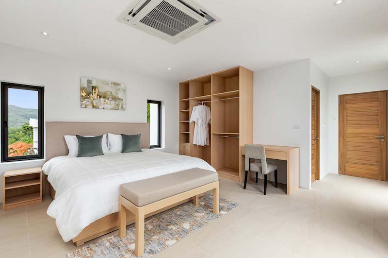 Photo Brand new luxury villa for sale in Layan Phuket 