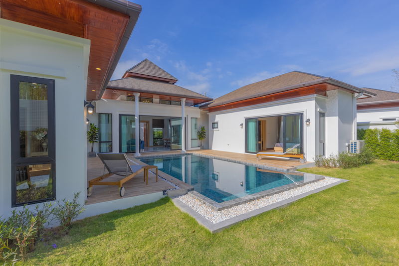 Photo Nouvelles villas de style balinais de 2-3 chambres avec piscine à vendre à Chalong