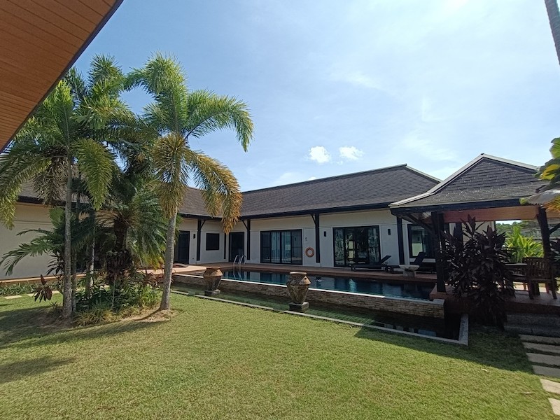 Photo Villa de 4 chambres et piscine à vendre dans le domaine de Tara à Layan