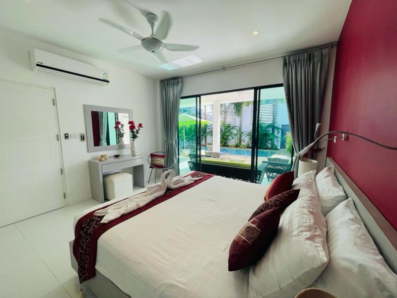 Photo Villa avec un prix abordable de 2 chambres avec piscine à Nai Harn Phuket