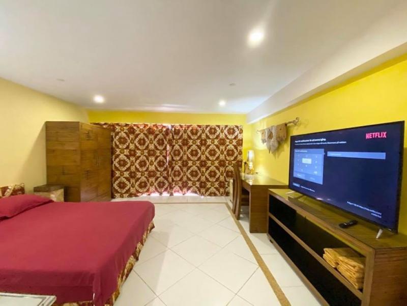 Photo Chic and cheap lovely luxury studio to rent in patong beach phuket
